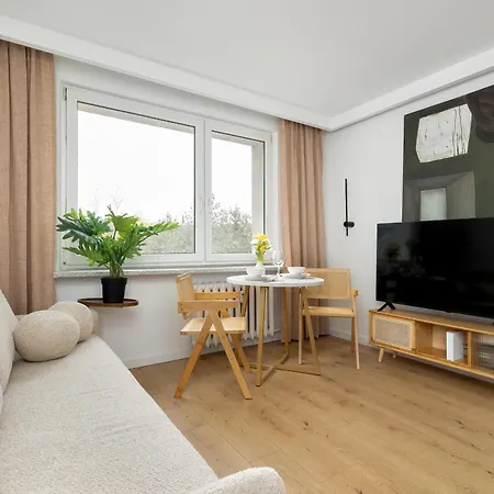 Designerskie Niedaleko Miasta Ogrodow By Renters شقة *