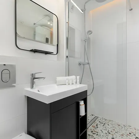 شقة Designerskie Niedaleko Miasta Ogrodow By Renters