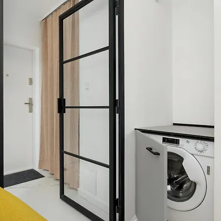 Designerskie Niedaleko Miasta Ogrodow By Renters * كاتوفيتسه