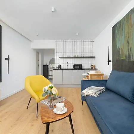 Designerskie Niedaleko Miasta Ogrodow By Renters شقة كاتوفيتسه