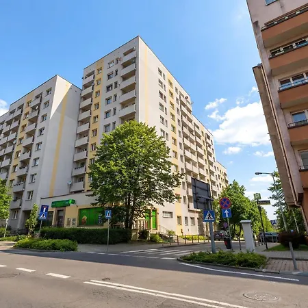 Designerskie Niedaleko Miasta Ogrodow By Renters *