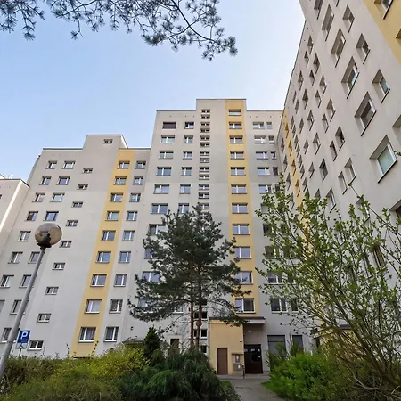 Designerskie Niedaleko Miasta Ogrodow By Renters شقة